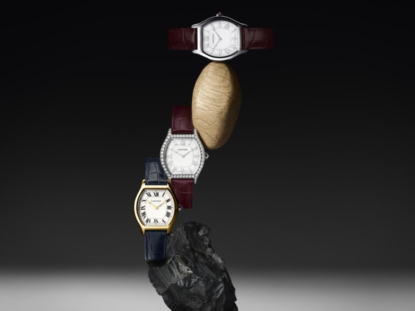 Cartier revives the Tortue, debuts dual time Santos and new animal jewellery watches Cartier revives the Tortue, debuts dual time Santos and new animal jewellery watches