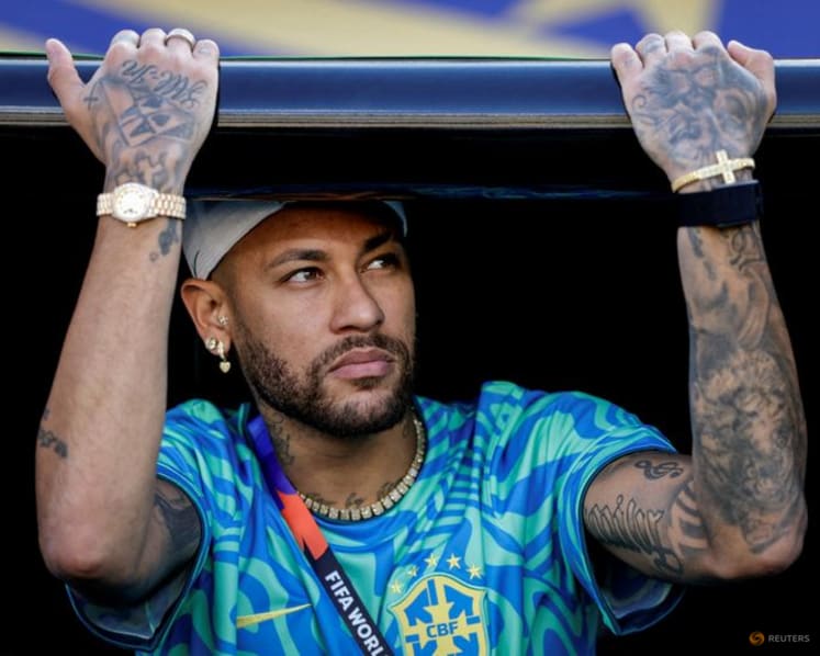 Neymar edges towards Brazil return as Scotland showdown looms