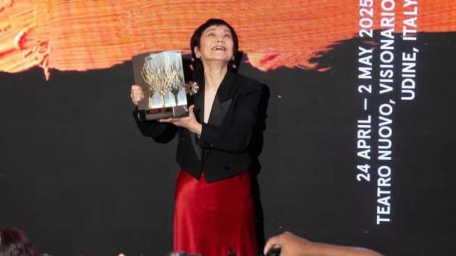 获颁“金桑树终身成就奖”，张艾嘉感性致词赢全场热烈掌声！