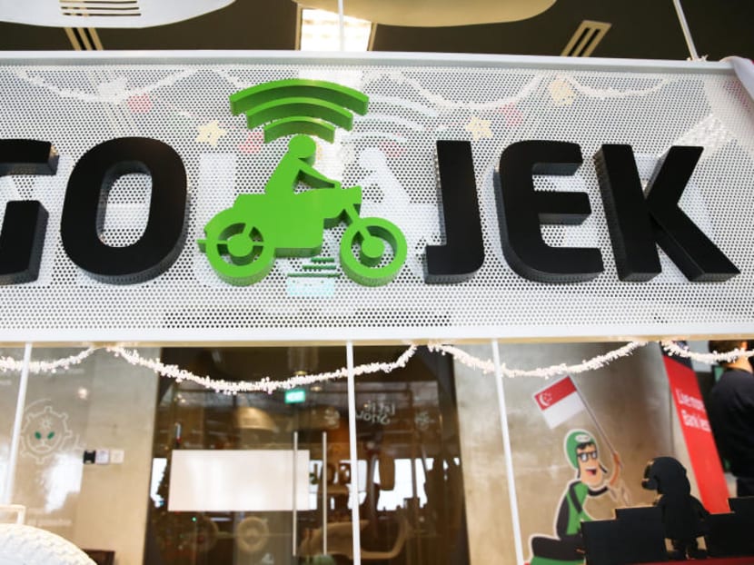 Gojek is expected to go head on with rival Grab this year as it expands it service to all Singapore users and coverage goes islandwide.