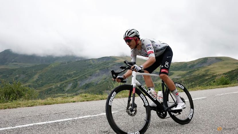 Soler wins Vuelta stage 14 with climbing attack, Vingegaard keeps red
