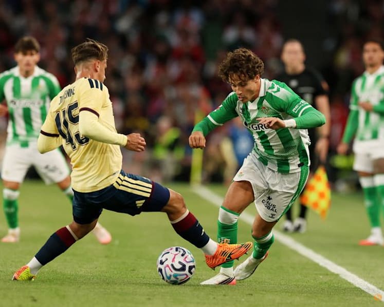 Arsenal players fuming after Betis defeat, says Arteta