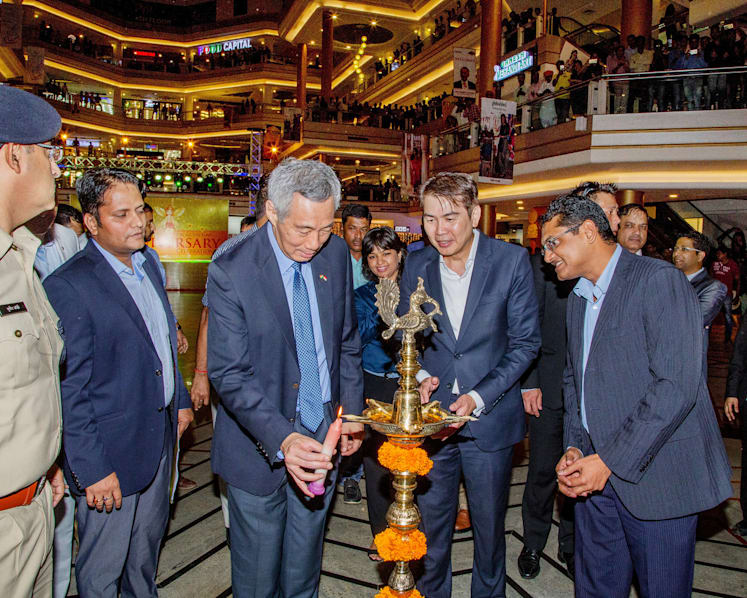 PM Lee visits Udaipur’s first shopping mall