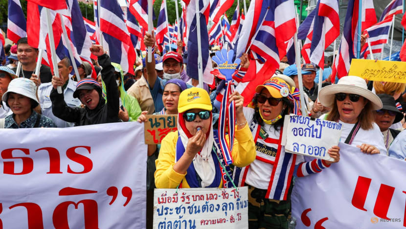 Thailand's 'Yellow Shirts' return to streets to demand PM's resignation Thailand's 'Yellow Shirts' return to streets to demand PM's resignation