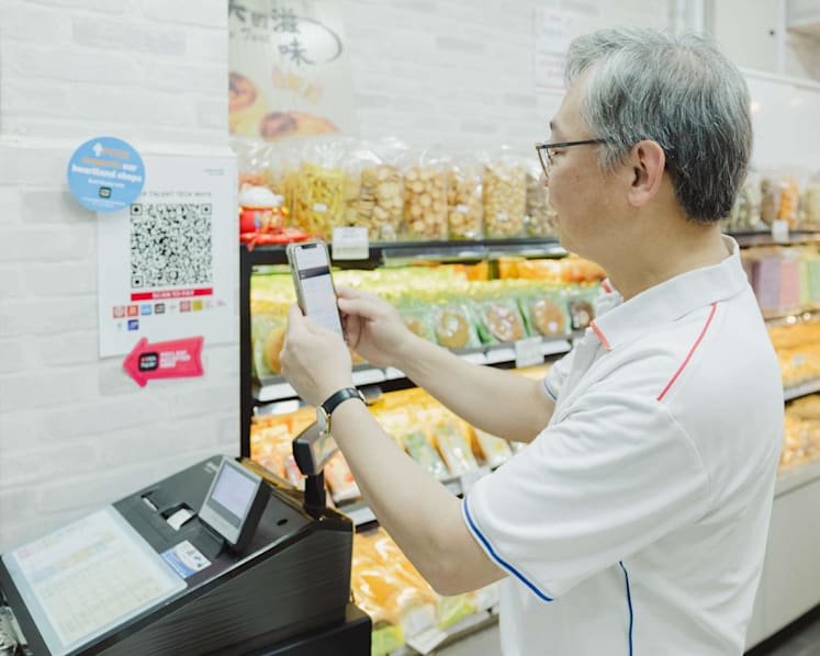 Up to S$3 cashback for PayLah! users at hawker stalls, heartland shops on Saturdays under new scheme by POSB