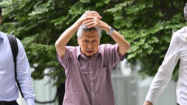 多次在邻居冷气机窗台上丢垃圾 88岁老翁被判罚款