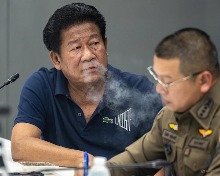 Ex-Thai MP fatally shoots local official over money row