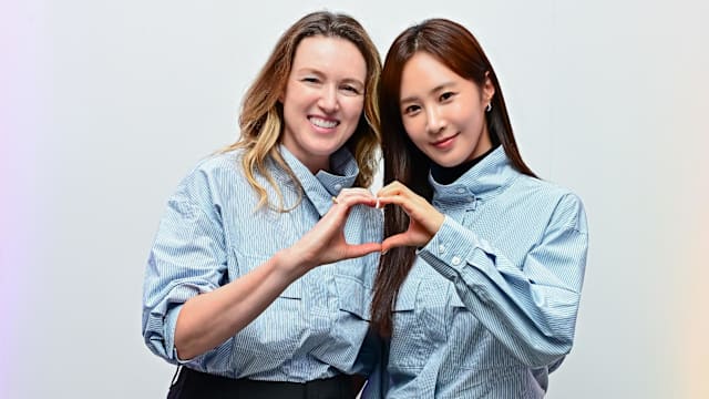【首尔直击】Uniqlo：C秋冬系列发布会，少女时代Yuri、CNBLUE郑容和等韩星都来了！创意总监Clare Waight Keller推荐狮城适穿3单品