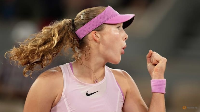 Andreeva overwhelms Cirstea for return to Roland Garros semi-finals