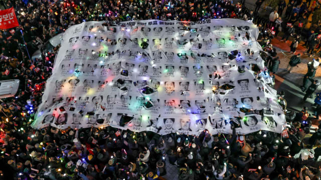 韩国执政党有七名议员倒戈 支持弹劾尹锡悦