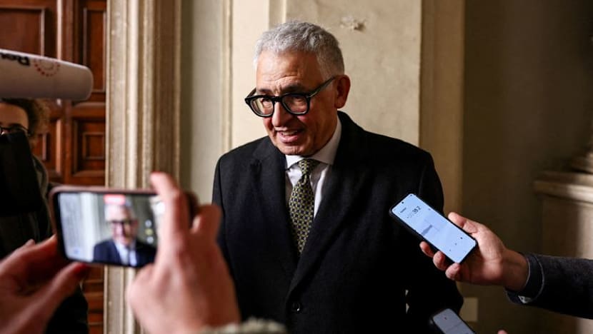 Digital euro to cost EU banks 4-6 billion euros over 4 years, ECB estimates 