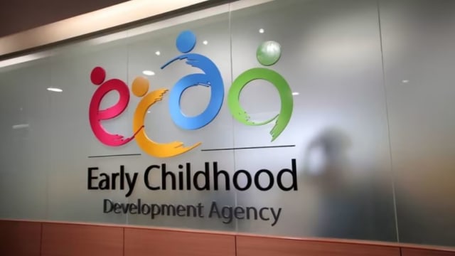 涉在幼儿园内踢伤四岁女童小腿 56岁前女教师被控虐童 