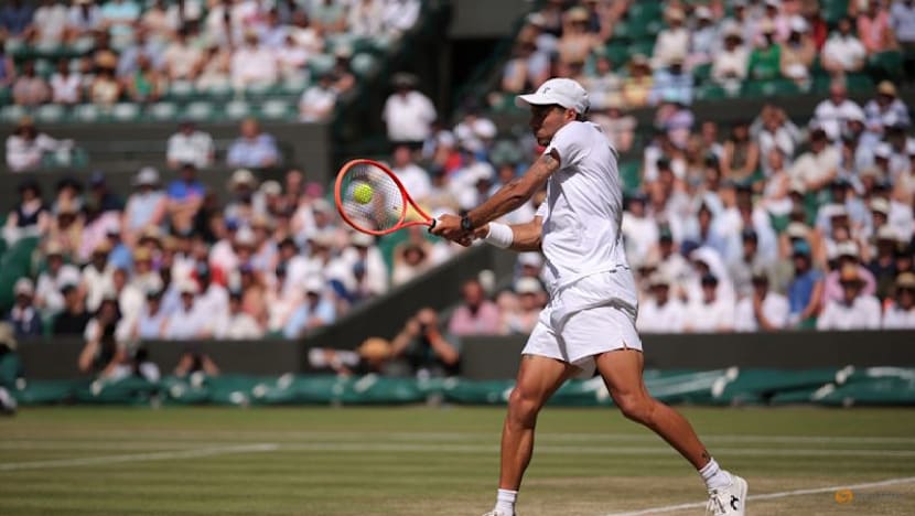 Cobolli and Paolini keep bubbling into Wimbledon quarter-finals, Britain's Fery stays afloat