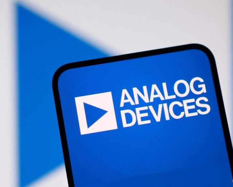 Analog Devices forecasts upbeat results on strong industrial demand