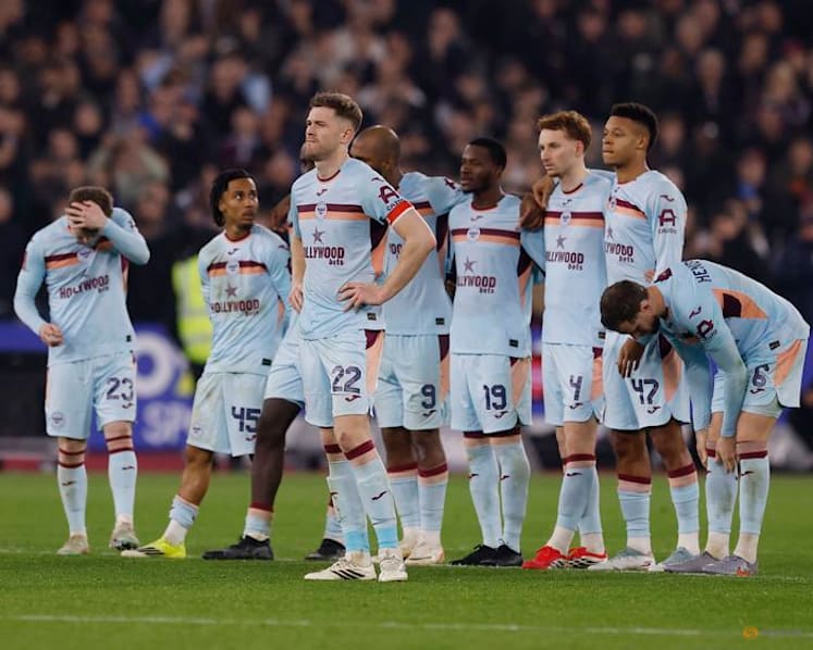 West Ham reach FA Cup quarter-finals with shootout win over Brentford