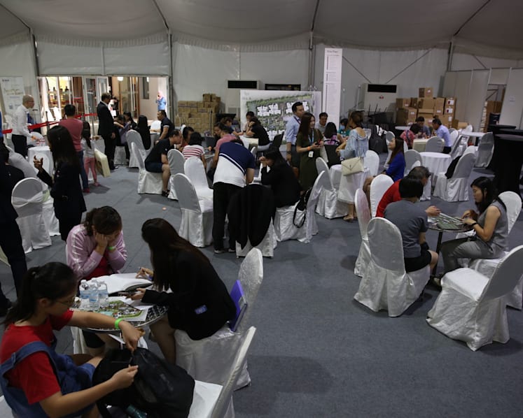 Executive condo sales launch in Sengkang draws crowds hoping for lower prices during economic slowdown