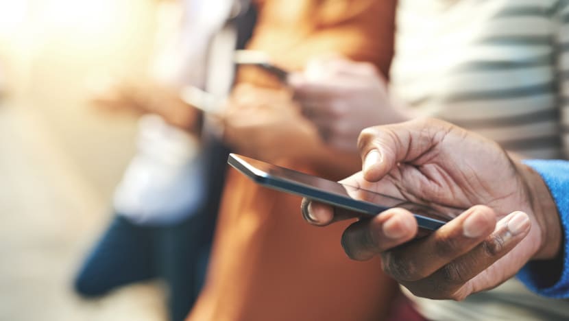Commentary: Smartphones? They’re so very 2022