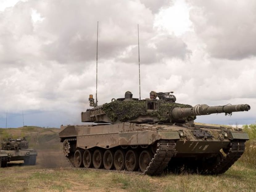 FILE PHOTO: Leopard 2A4 tanks from the Royal Canadian Dragoons, C Squadron travel in the Wainwright Garrison training area during Exercise MAPLE RESOLVE in Wainwright, Alberta, Canada on May 15, 2017.  JF Lauzé/Courtesy Canadian Armed Forces via REUTERS/File Photo