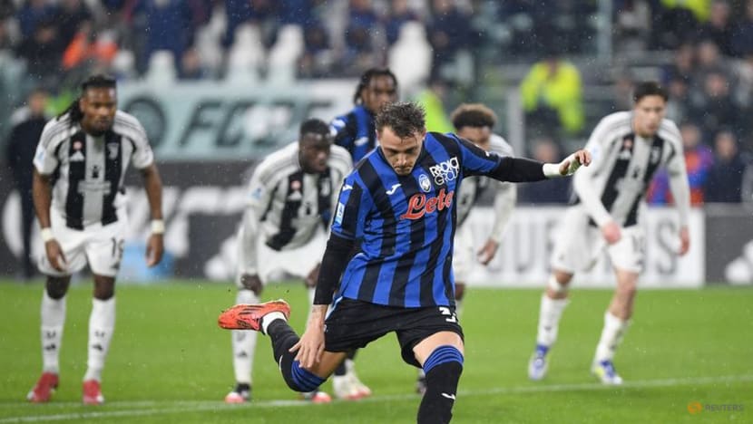 Atalanta crush Juventus 4-0 to remain third in Serie A