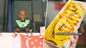 HDB Hot Dog Biz On Verge Of Closing Down Before Going Viral; Now Has 4 Hour-Long Wait For Food 