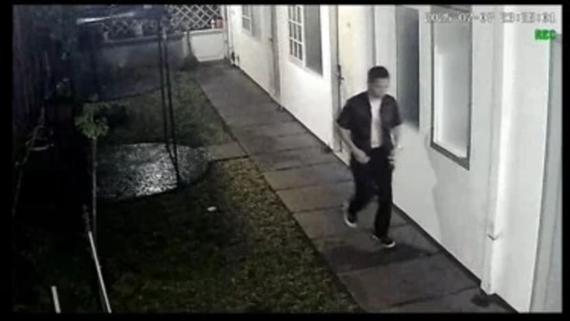 CCTV ungkap detik-detik terakhir diplomat Arya Daru Pangayunan: Bawa kantong kresek dan plastik