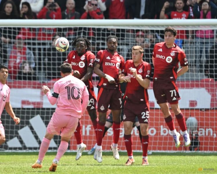 Toronto draw record crowd against Messi's Inter Miami in World Cup dress rehearsal