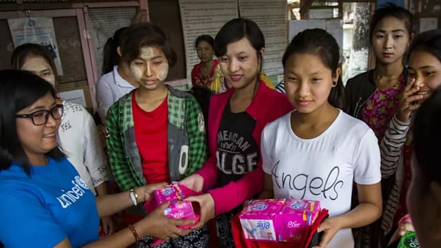 缅军扩大卫生巾禁令 女性健康问题引担忧