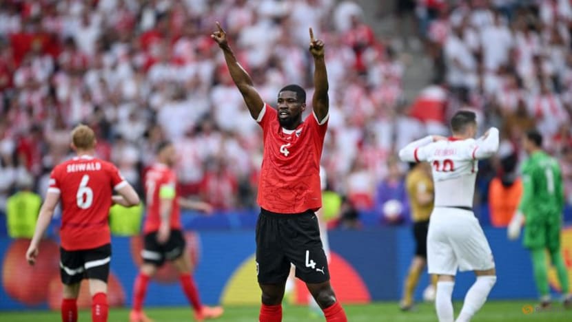 Spurs sign Lens defender Danso on loan