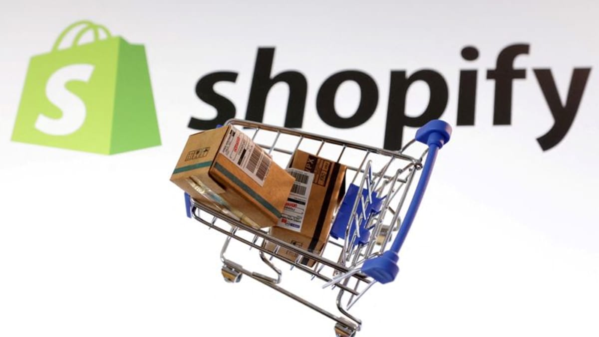 Canada's Shopify sees second-quarter revenue above market estimates - Channel News Asia (Picture 1)