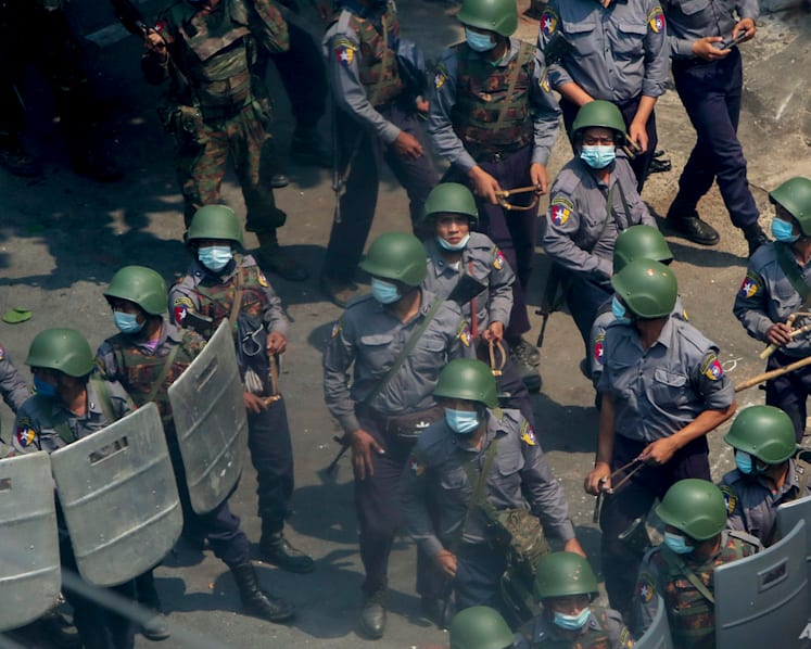 Violence in Myanmar expected to worsen as civilians given right to bear arms