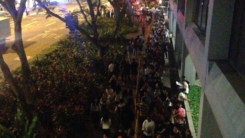 Thousands pay final respects to Mr Lee Kuan Yew