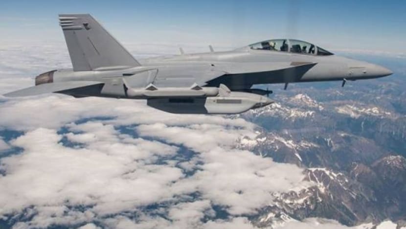 Jet pejuang terhempas, Tentera Laut Amerika isytihar 2 kru hilang maut