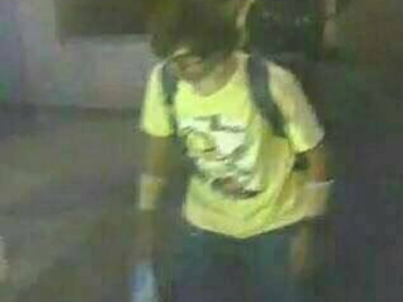 Bomb blast rocks major Bangkok intersection, casualties reported