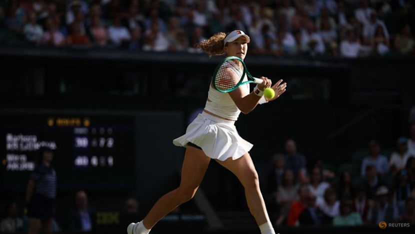 Former champion Krejcikova rallies past Andreeva into Wimbledon third round