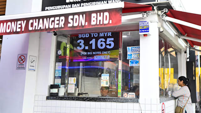 令吉走强有人欢喜有人忧 企业受益 旅游业和出口忧冲击