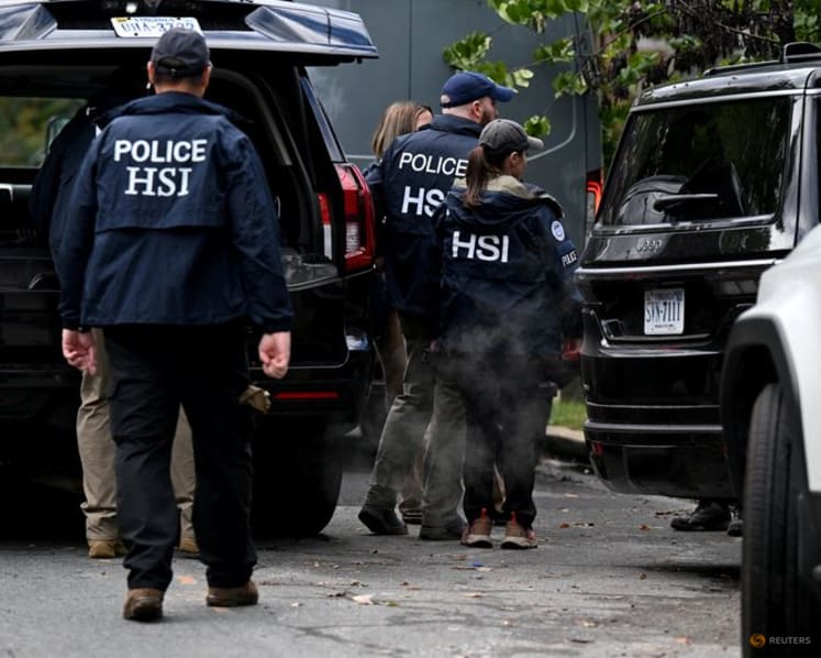US immigration authorities raid Democratic congresswoman Ilhan Omar's home
