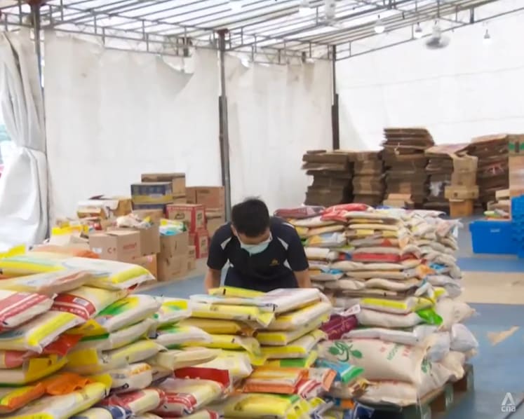 Help wanted: Charity groups struggle to spread festive cheer amid dwindling support