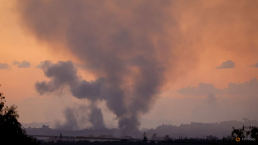 Singapore welcomes UN call for humanitarian pauses in Gaza, reiterates call for 'immediate, safe and unhindered' aid to civilians Singapore welcomes UN call for humanitarian pauses in Gaza, reiterates call for 'immediate, safe and unhindered' aid to civilians
