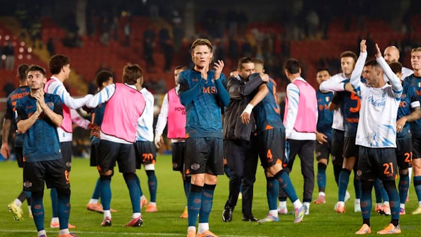 Resilient Napoli edge Lecce to go three points clear