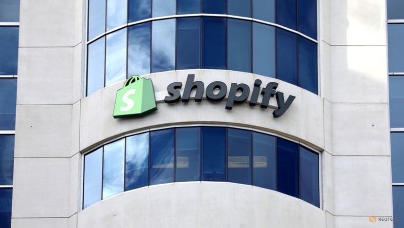 Shopify expands access to its AI-powered features to attract more businesses Shopify expands access to its AI-powered features to attract more businesses
