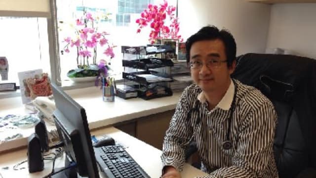 机上急救不是第一次 韦医生：若再遇上还会出手