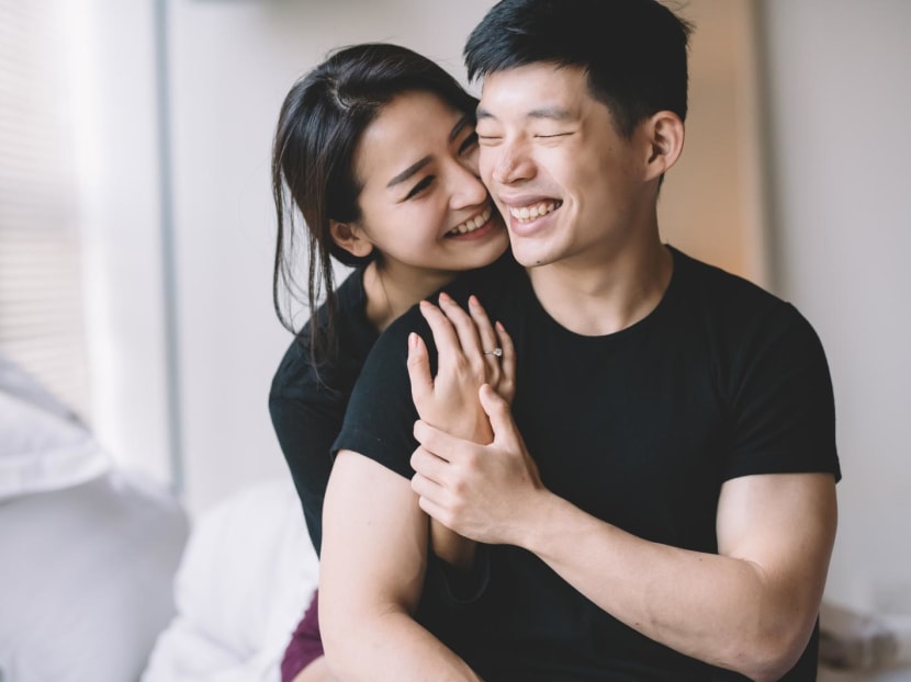 What happens when she earns more than him? High-earning women get real about dating, money and relationships What happens when she earns more than him? High-earning women get real about dating, money and relationships