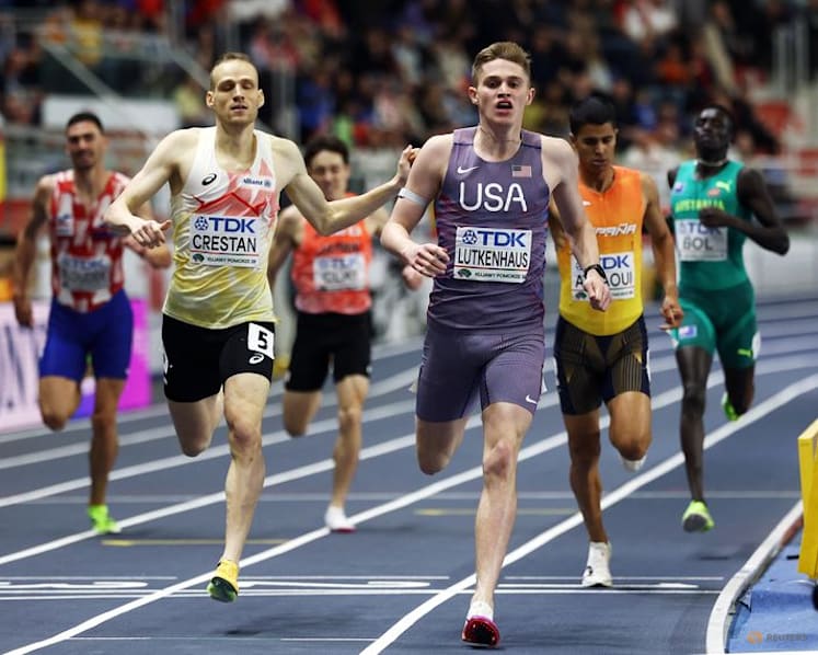 US teen Lutkenhaus becomes youngest man to win title at world indoors