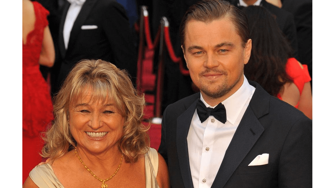 Leonardo DiCaprio's mother soaks fans - 8days