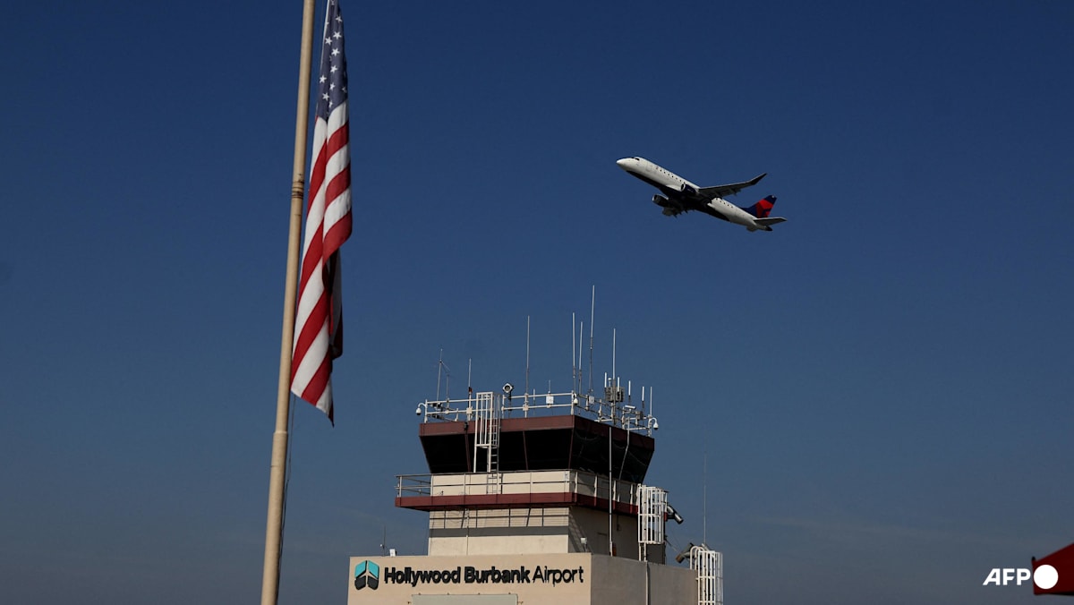 No air traffic control at LA area airport amid US government shutdown: Governor