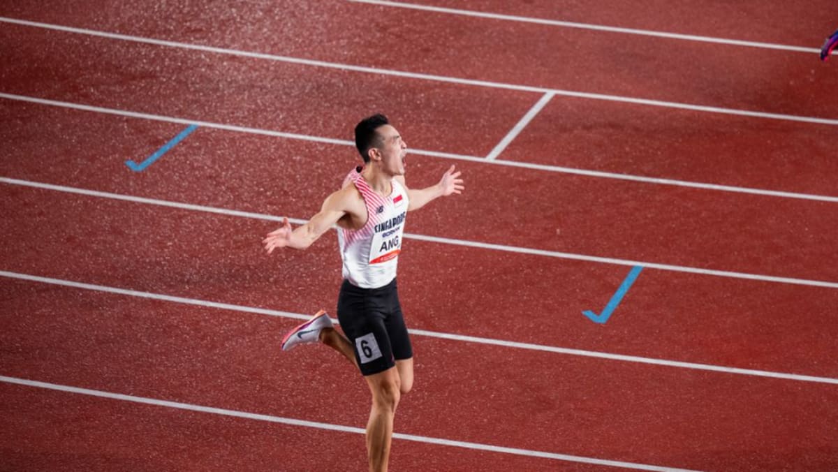 洪晨翔男子110米跨栏跑出13.88秒 晋级决赛