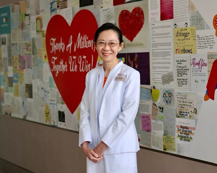 Caring for her dying father at 17 shaped how this veteran nurse cares for breast cancer patients today Caring for her dying father at 17 shaped how this veteran nurse cares for breast cancer patients today