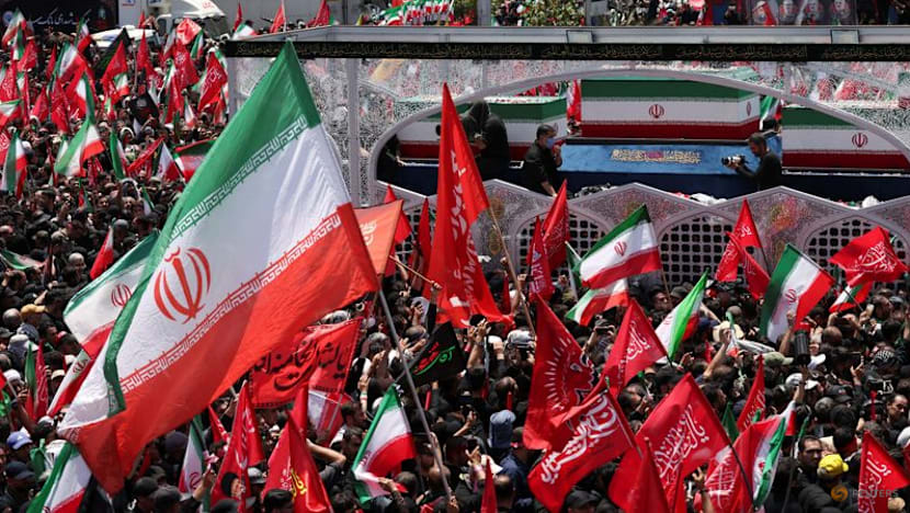 Trump says there will either be a deal with Iran or US will 'finish the job'