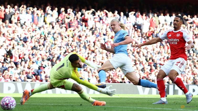 Martinelli snatches late point for Arsenal in 1-1 draw with Man City