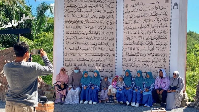 Replika Al-Quran 'gergasi' di Thailand terus tarik pengunjung